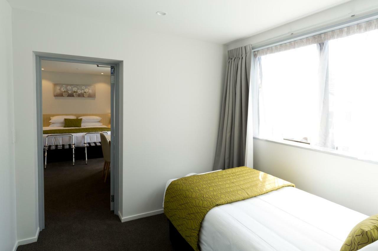 239 On Lincoln Motel Christchurch Eksteriør bilde